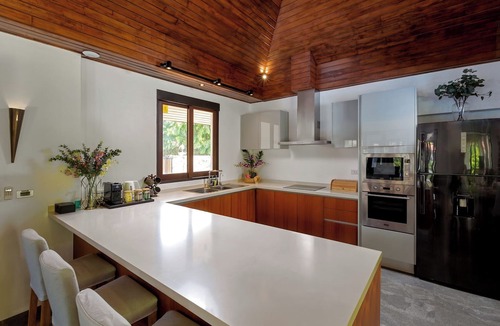 Cherngtalay Villa | Surin Lake Villa