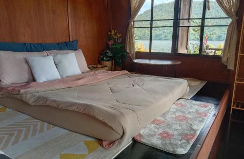 Si Sawat House | Sweet Home Floating House