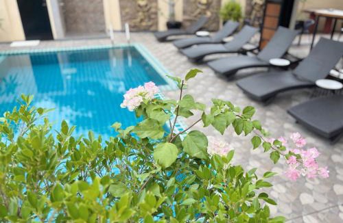 Patong Apartment | Swimming Pool Apartment Hotel