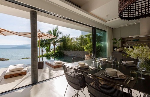 Moo 5 Villa | Syrah 3-bedroom Beachfront Villa in Koh Samui