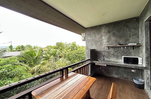 Bang Tao House | Tann Anda Resort