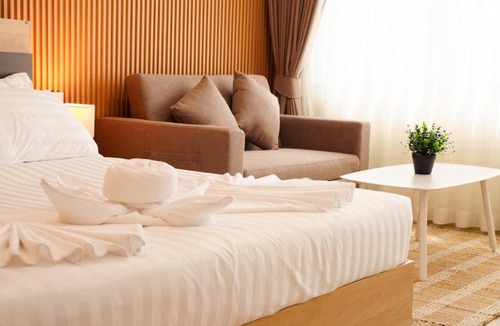 Nanai Road Hotel | TC Patong GUESTHOUSE