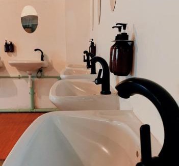 Chana Songkhram Hostel | The Hide Out Rambuttri Hostel