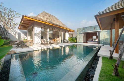Bang Tao Villa | Thai-Balinese Pool Villa Anchan Indigo16