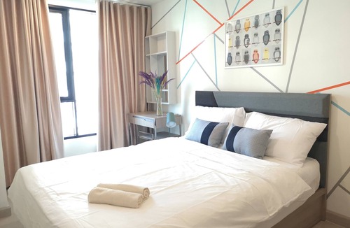 Bang Phlat Apartment | Thaimet①|Butler|Infinity swimming pool|7-11 on underground