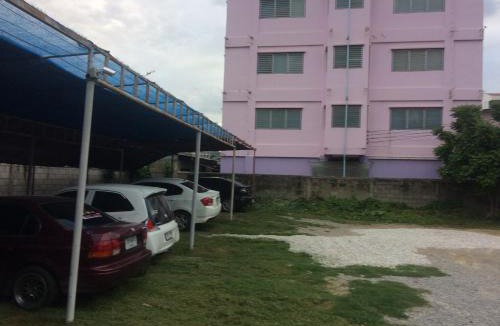 Ban Tai Apartment | Thanya Mansion