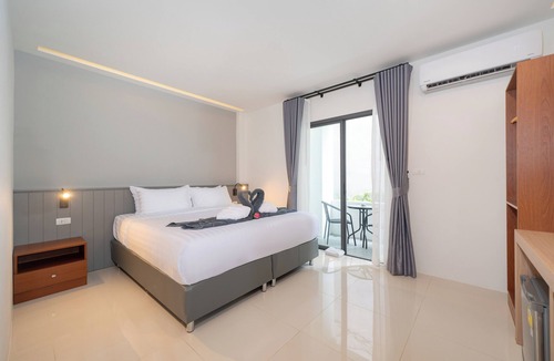 Kata Hotel | Thawalai Inn, Kata Beach
