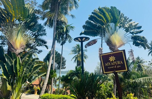 Klong Son Resort | The Aiyapura Koh Chang - Complimentary Paddleboarding