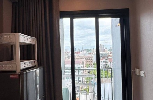 North Pattaya Apartment | The BASE by Navnil Homes | Beachfront Vibes, Nightlife, Shopping,City Comfort