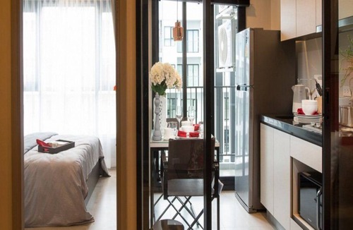 Central Pattaya House | The Base Pattaya Condo Luxury Stay High Floor Pool Kitchen