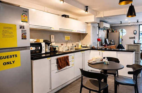 Bangkok Central Business District Hostel | The Blocks Hostel Sukhumvit 10