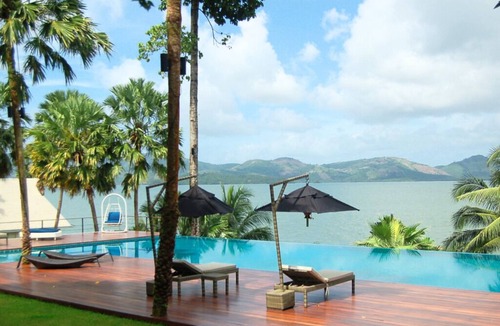 Ranong Hotel | The Blue Sky Resort Ranong