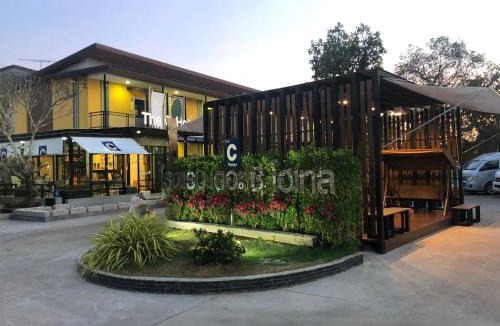Amnat Charoen Hostel | The C Hotel