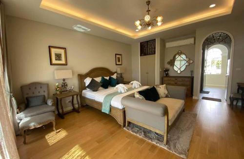 Khaem Son Apartment | The Castell Condo by Nutthiwan room 912 and 921