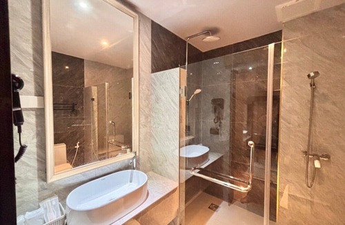 Chanthaburi Hotel | The Essence HOTEL Chanthaburi