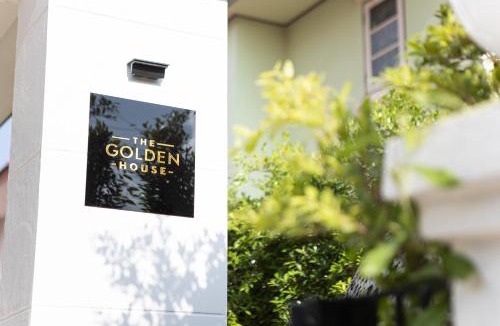 Lat Krabang House | The Golden House @ Suvarnabhumi