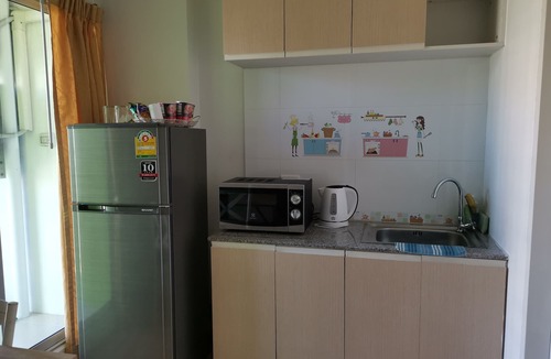 Saen Suk Apartment | The green gald bandsaen