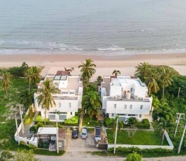Bo Nok House | The hideaway beach front villas