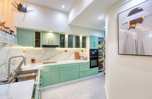 Patong House | THE Ivory House