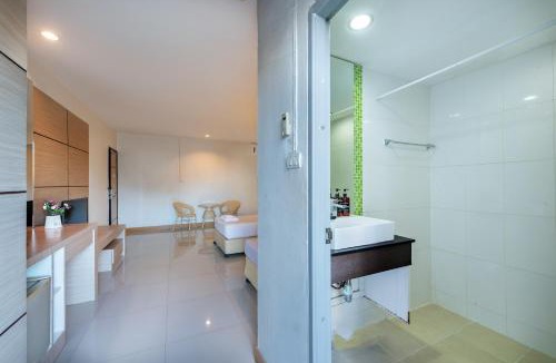Nonthaburi Hotel | The Legacy Convention Hotel