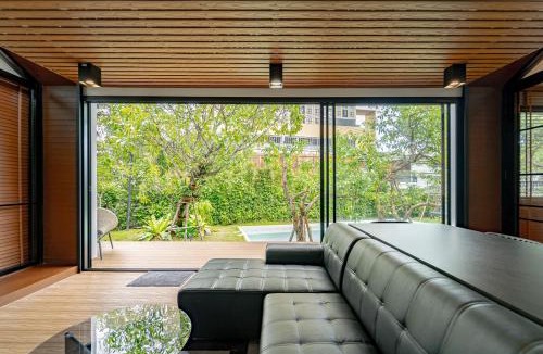 Suan Luang House | The Lodge Bangkok Poolvilla
