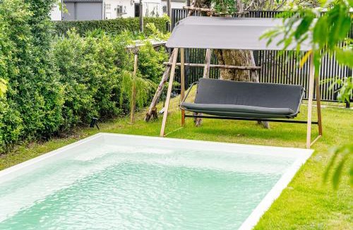Suan Luang House | The Lodge Bangkok Poolvilla