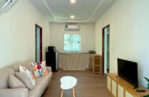Hin Hong Villa | The Lomlay Villas