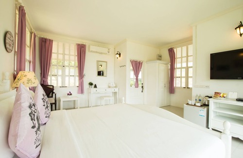 Thap Sai Hotel | The Natural Garden - Khao Soi Dao -