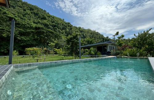 Mu Si Cabin | The O' Khao Yai Mountain View Pool & Sauna Villa