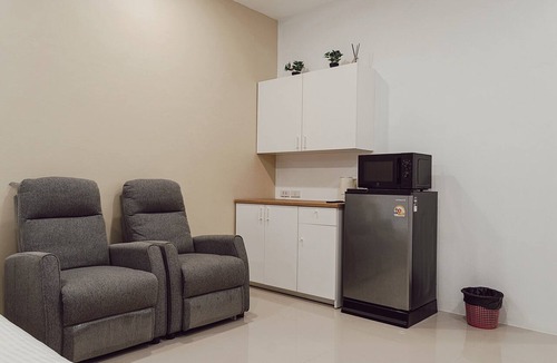 Rawai Apartment | The One House