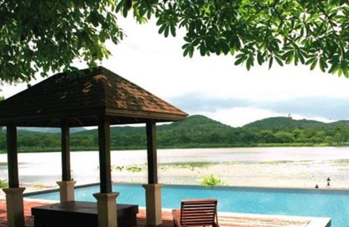 Sam Nak Thong Hotel | The Park Adventure