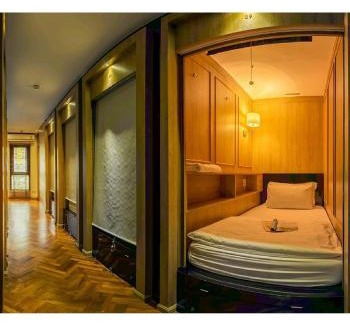 Pratunam Hostel | The poshtel Bangkok By Benya