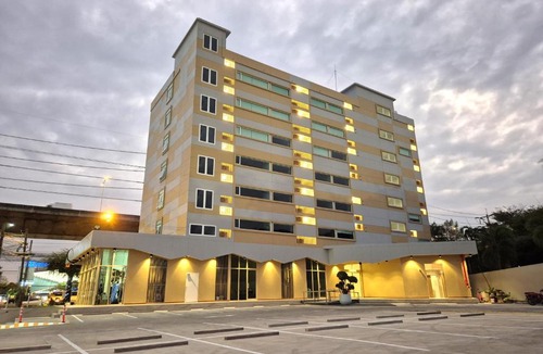 Bang Na Hotel | The Publyc Hotel