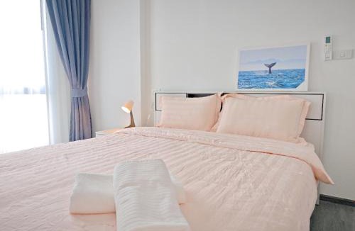 Bang Lamphu Lang Apartment | The Rich Condo one bed