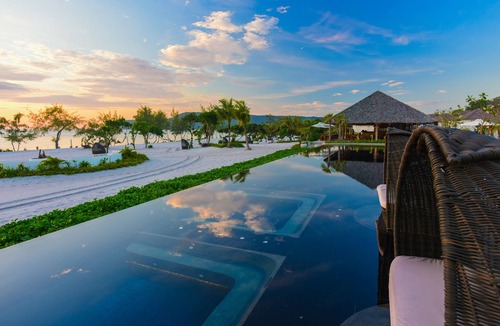 Koh Rong Hotel | The Royal Sands Koh Rong