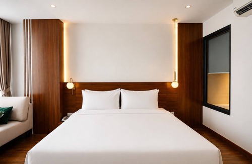 Daun Penh Hotel | The Scenic Hotel
