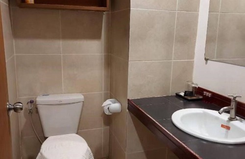 Nikhom Phatthana Hotel | The Square Rayong