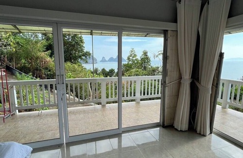 Sikao Apartment | The Sunset Suite - 180° Panoramic Sea Views