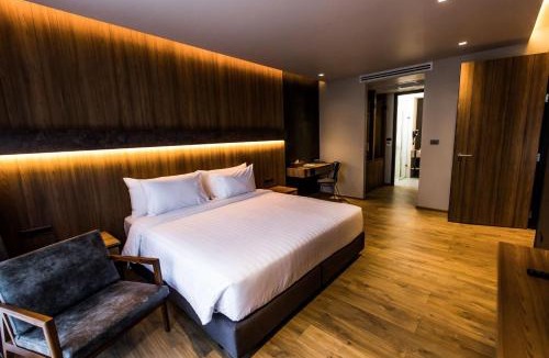 Mae Sot Hotel | The Teak Hotel