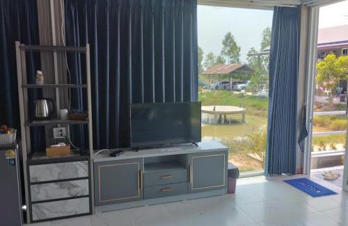 Prakhon Chai Hotel | The Village