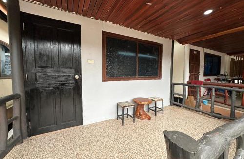 Baan Tai Hostel | The Wave Haad Rin