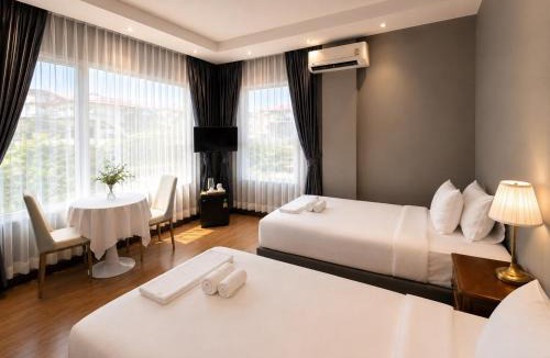 Old City Hostel | The White House Rachamankha - Adults Only