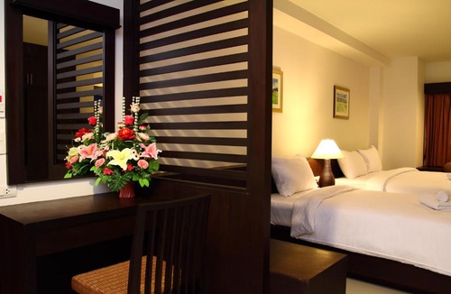 Downtown Krabi Hotel | The White Pearl Hotel