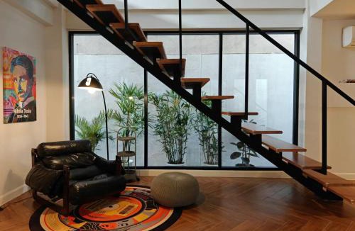 Khlong Tan Nuea Villa | Thonglor 4-story modern art villa Free WiFi Netflix