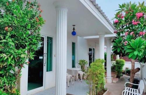Koh Lan Bed & Breakfast | Thongtalay Bed & Breakfast Koh Larn