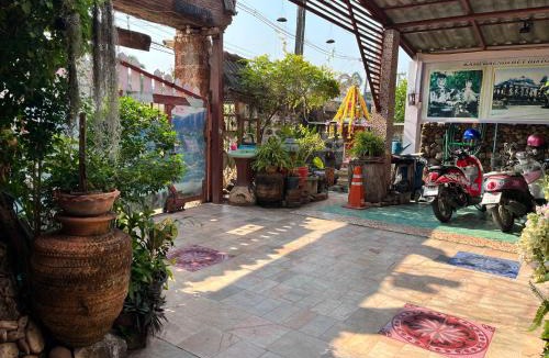 Kamphaeng Phet House | Three J Guesthouse