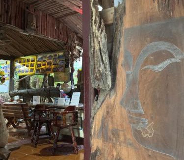 Kamphaeng Phet House | Three J Guesthouse