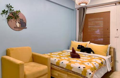 Bangkok Yai Hostel | Tiny Cozy Room - Wat Arun