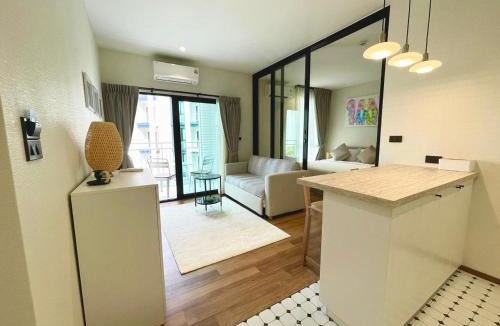 Sa Khu Apartment | Title HALO 1 - Modern 1BR Pool View Walk to Nai Yang Beach