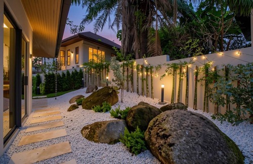 Rawai Villa | Tiwa Pool Villa Baan Bua 3 mins to Nai Harn Beach